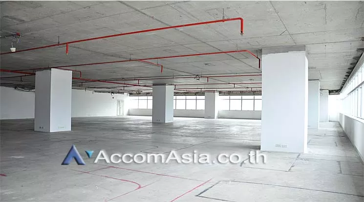 4  Office Space For Rent in Silom ,Bangkok BTS Surasak at Vorawat Building AA12863